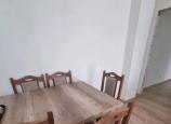 Banesë me qira